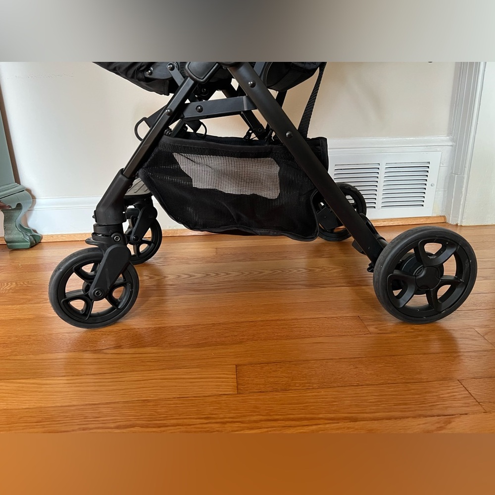 Zoe “The Traveler” Lightweight Travel Stroller (v1) - Picture 7 of 15